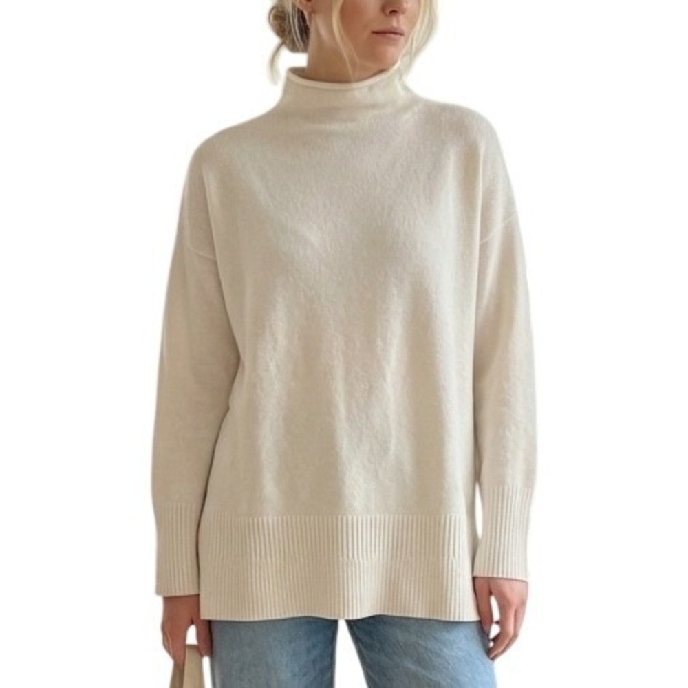 MOTH Cream White Mock funnel Neck Long Sleeve Sweater Tunic